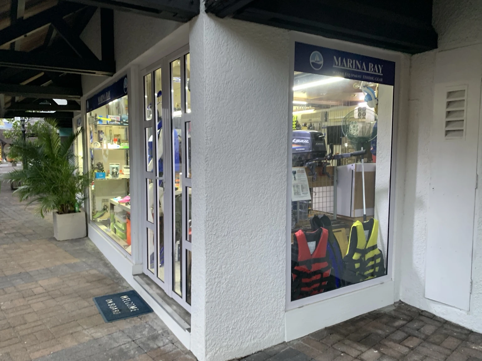 L’entrée de la boutique